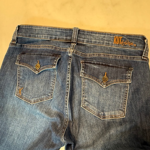 Kut From The Kloth, Women’s jeans, Nicole Bootcut, Size 12 X 31” , prewash - Picture 4 of 11